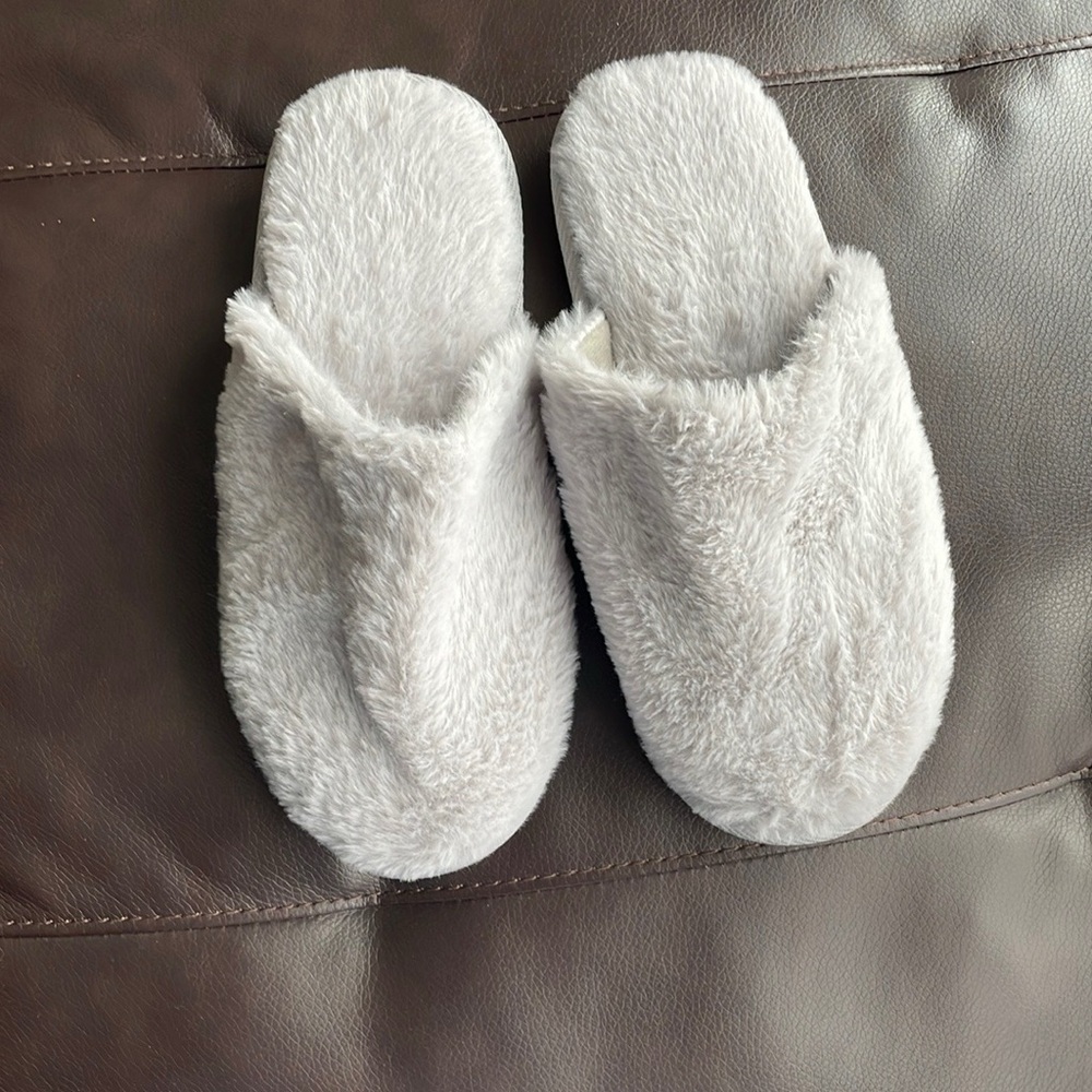 ZZZ Faux Fur‎ Grey Cozy Memory Foam Slippers